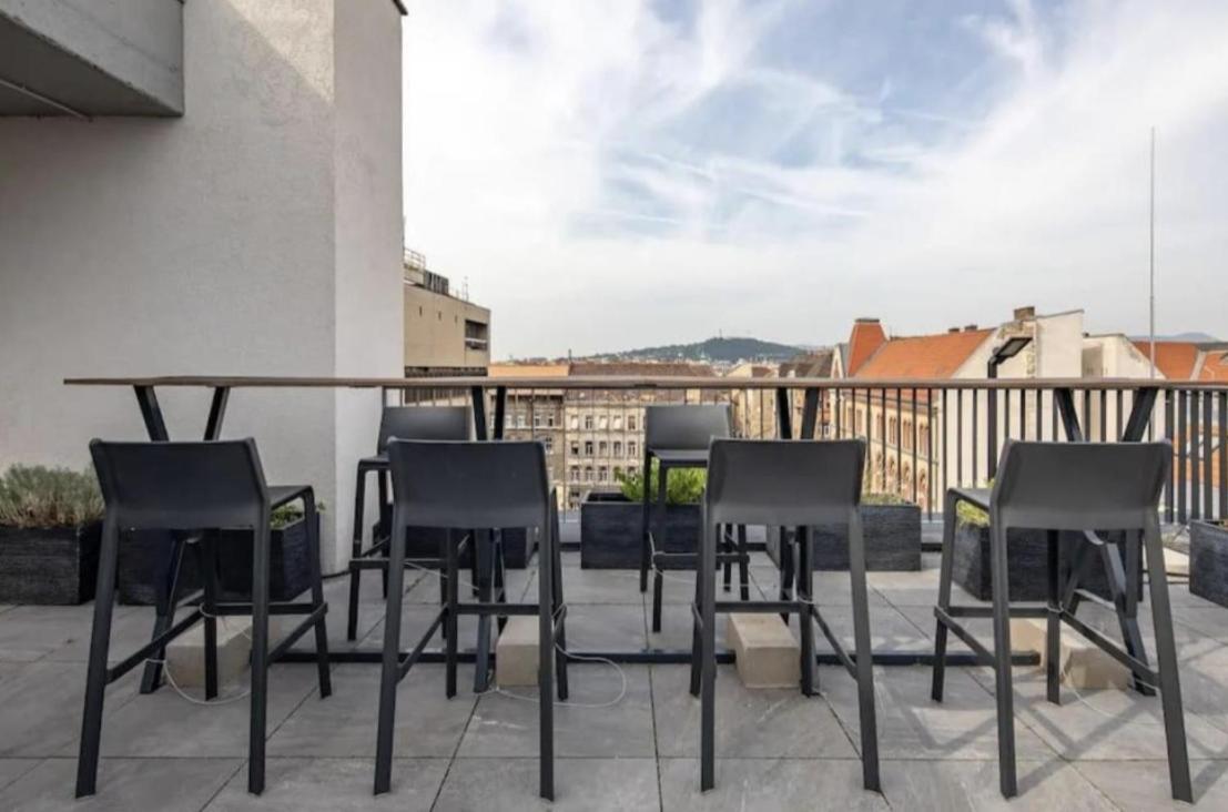 Alice Central Apartment Будапеща Екстериор снимка